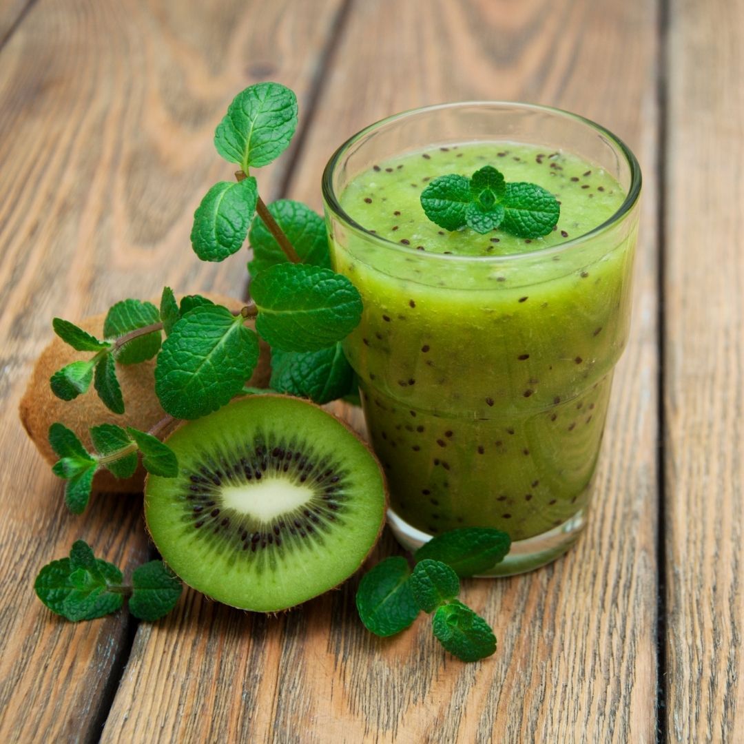 Kiwi Green Smoothie Recipe - TKS