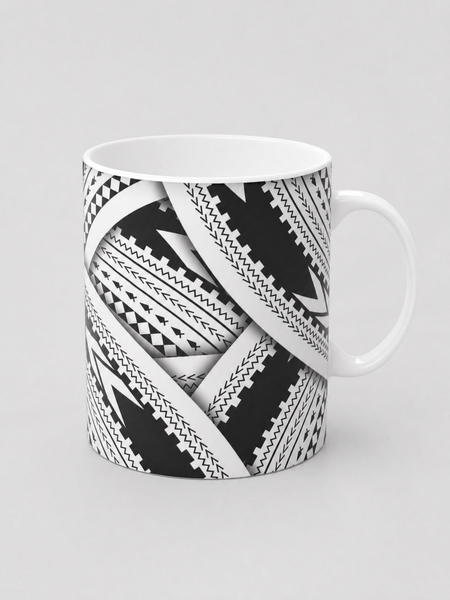 Heat Reactive 325ml Mug - Pe'a on a light grey studio background
