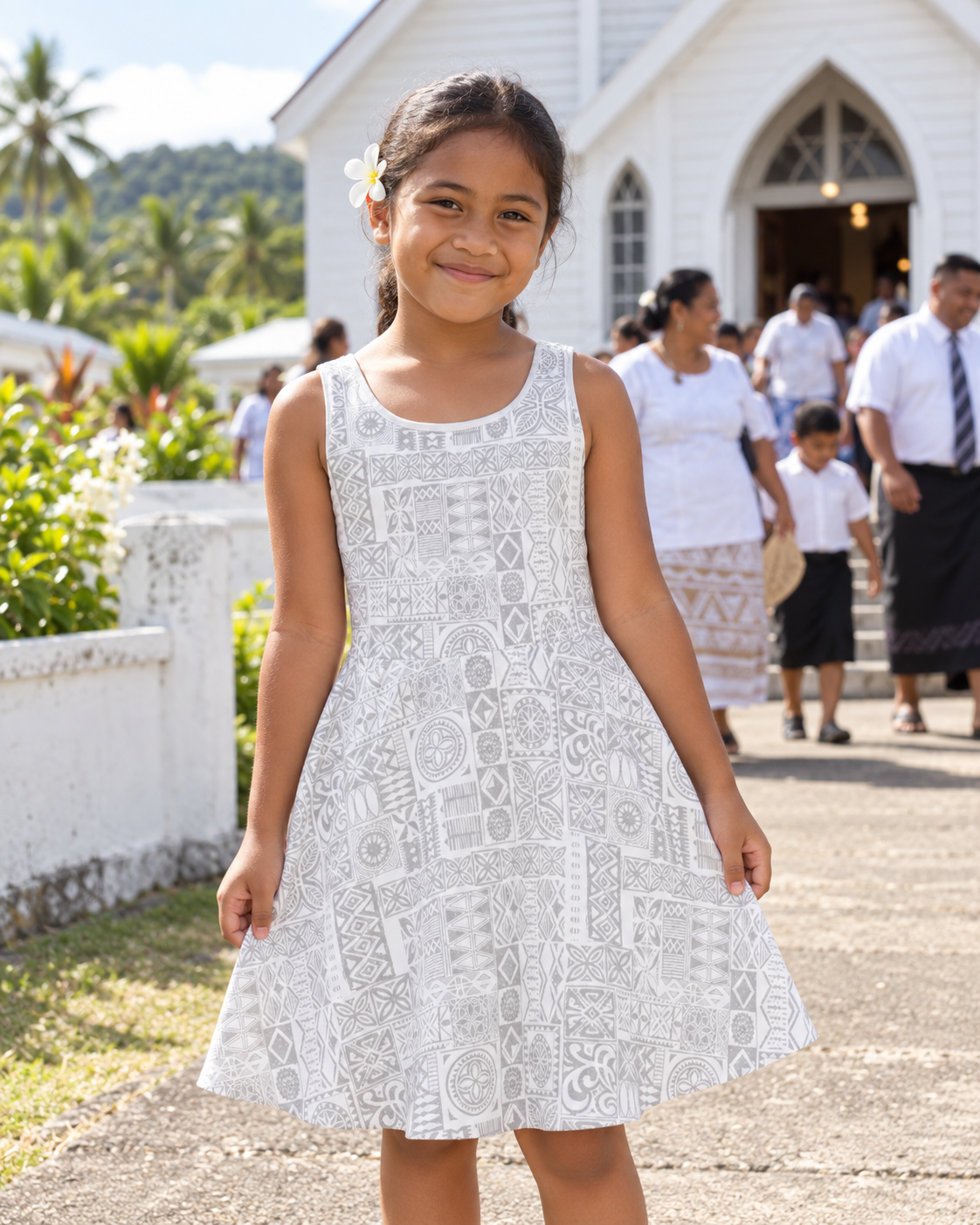 Girls' Sundress - White Sunday worn in everyday life