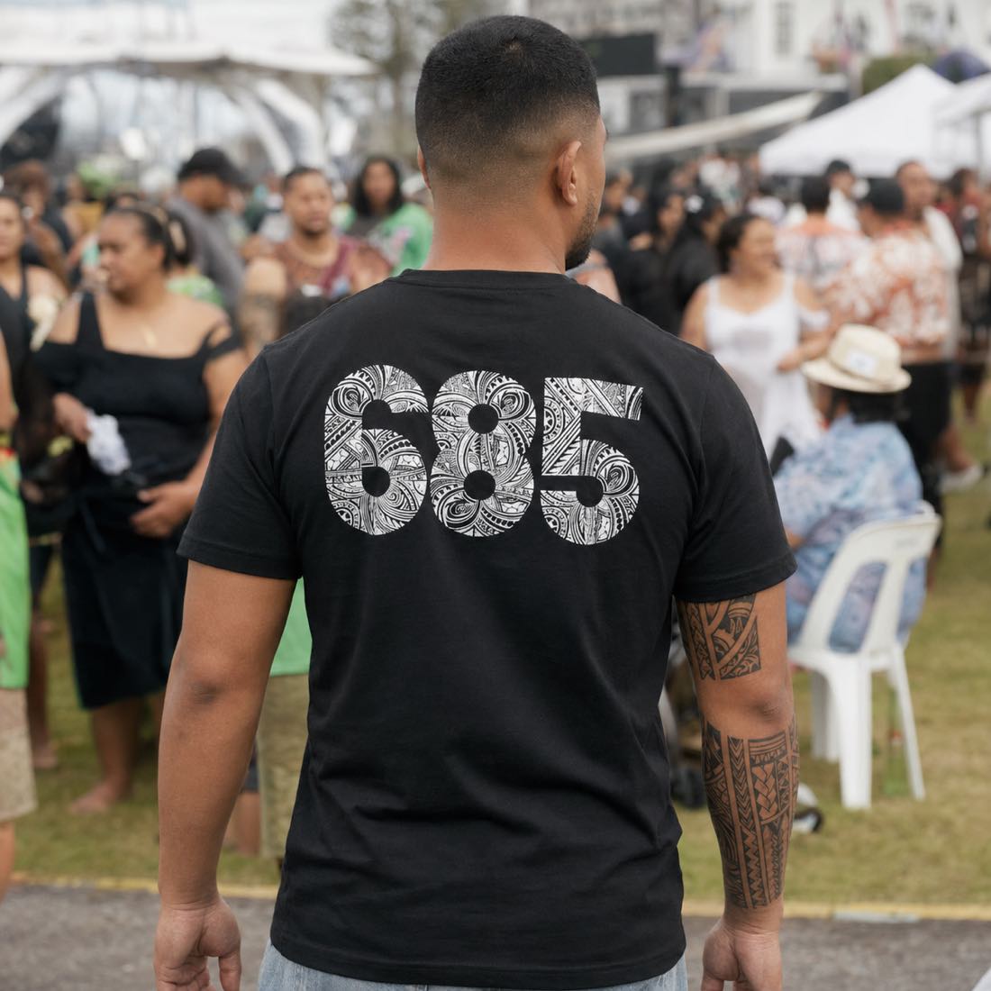 heavy unisex tee with the 685 print, The Koko Samoa
