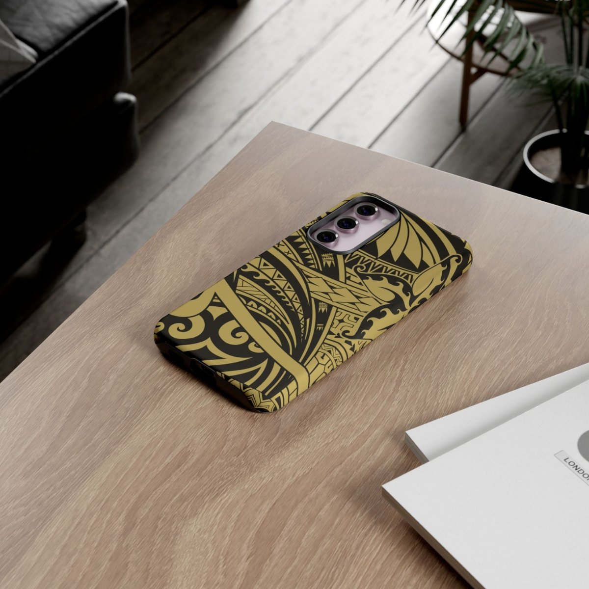 WOYC iPhone tough phone case in Bloom Gold with floral design, durable protection for iPhone models, suitable for AU, NZ, and USA.