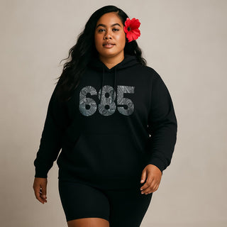 White IslandHeavy™ hoodie in plus sizes 2XL to 5XL, featuring a graphic design on the front.