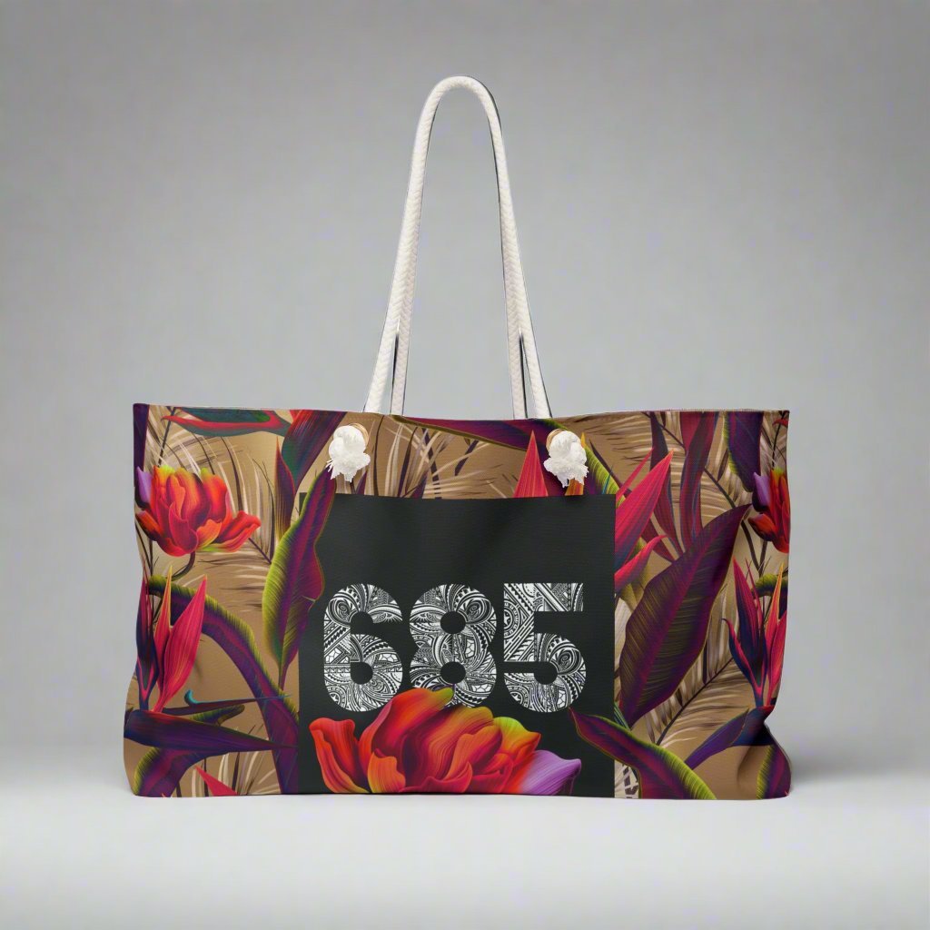 MWW on Demand Weekender Bag 685 Paradise in blue with leather handles, spacious travel bag for AU, NZ, and USA travel.