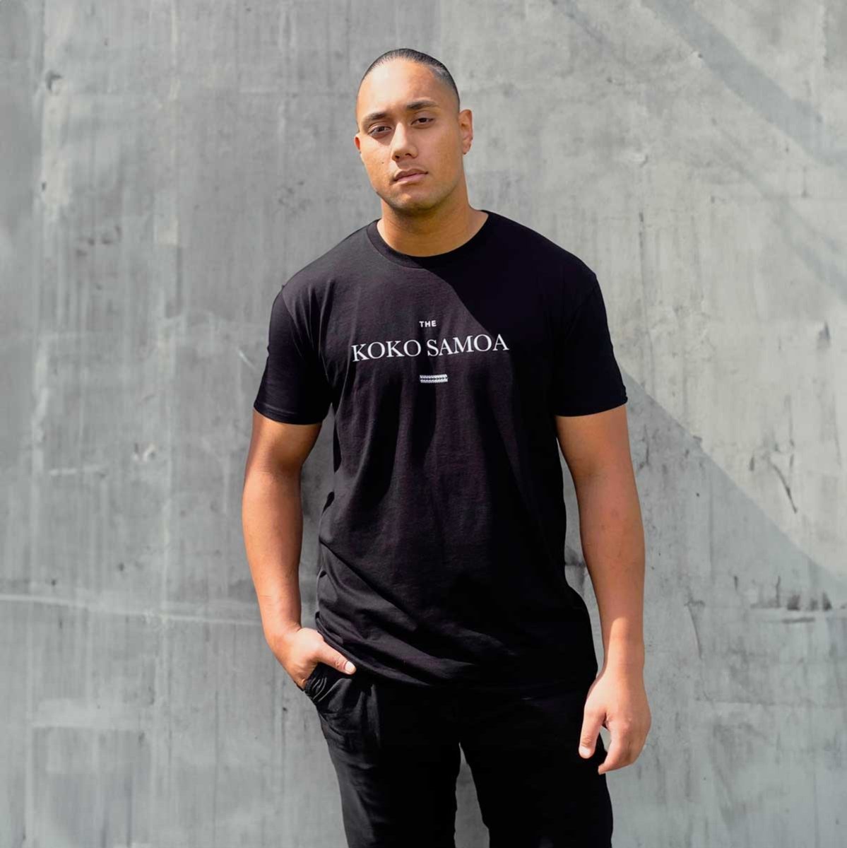Black unisex heavy tee from The Brand Classic by The Print Bar, showcasing a comfortable, durable design for everyday wear.