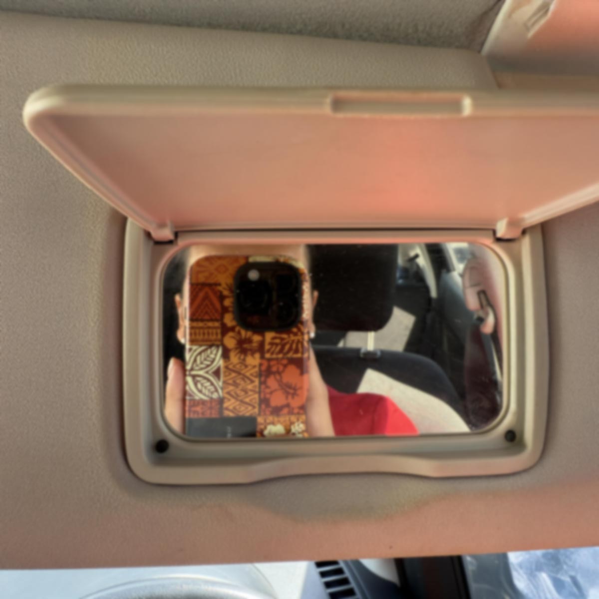 WOYC Tough Phone Case for iPhone 17 with Sataoa Sunrise design, glossy, durable protective cover in AU/NZ/USA style.